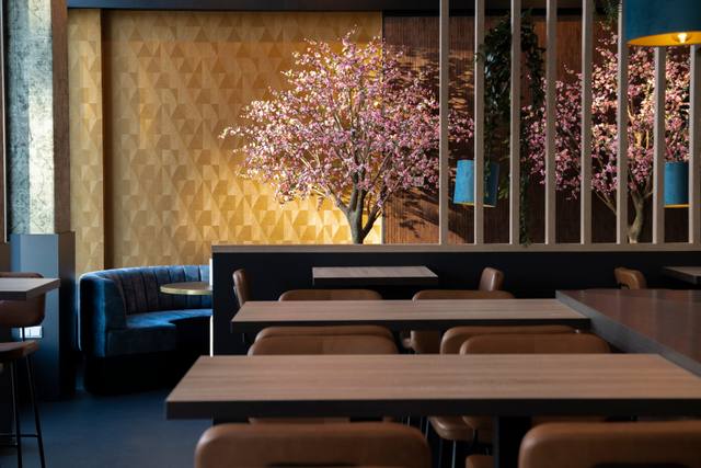 Meubel - Bar - Restaurant — foto 1
