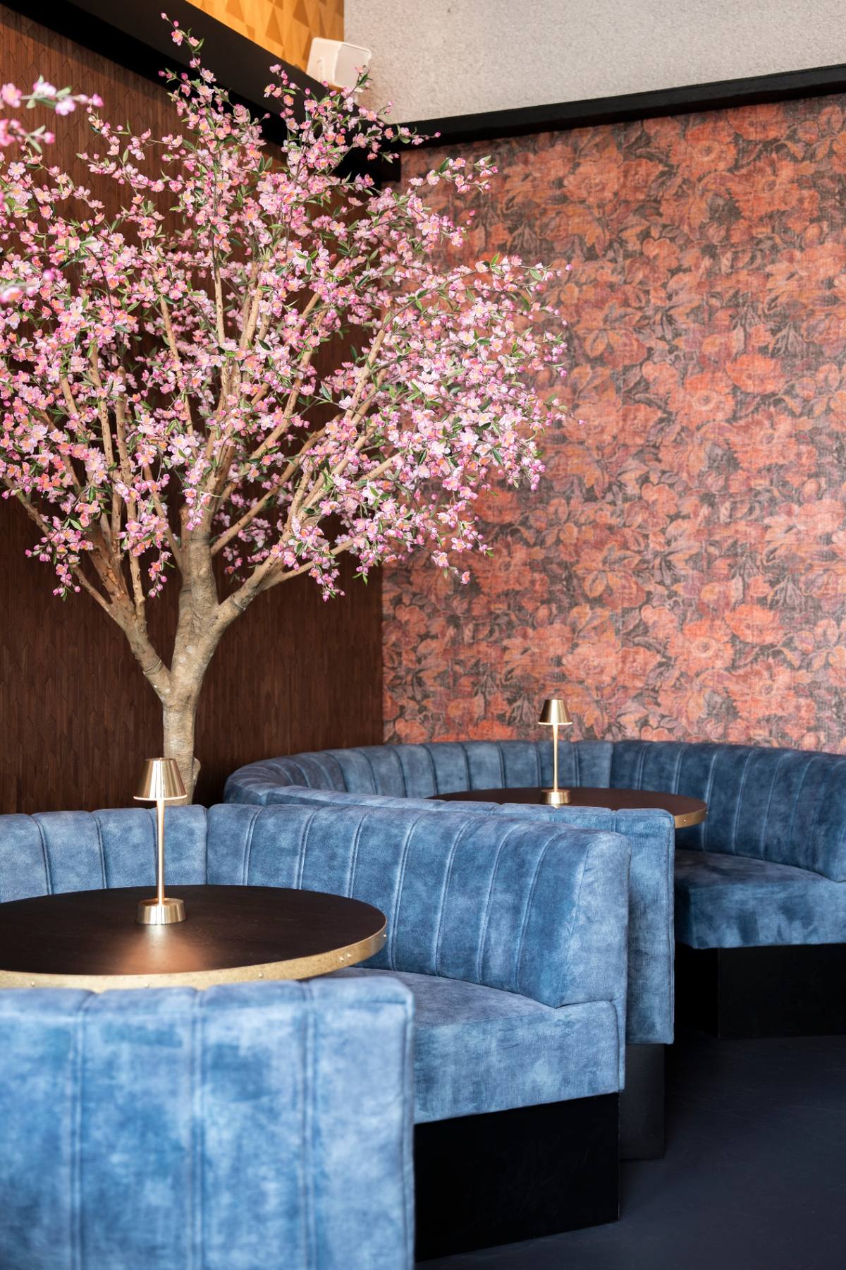 Meubel - Bar - Restaurant — beeld 6