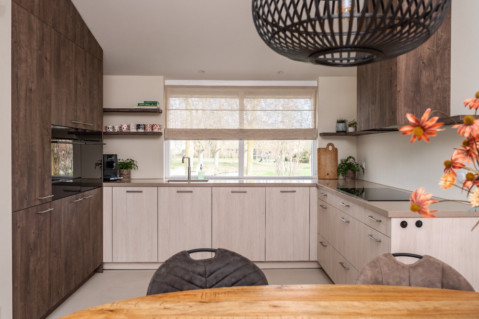 Keuken, U-keuken & Tv meubel — beeld 2