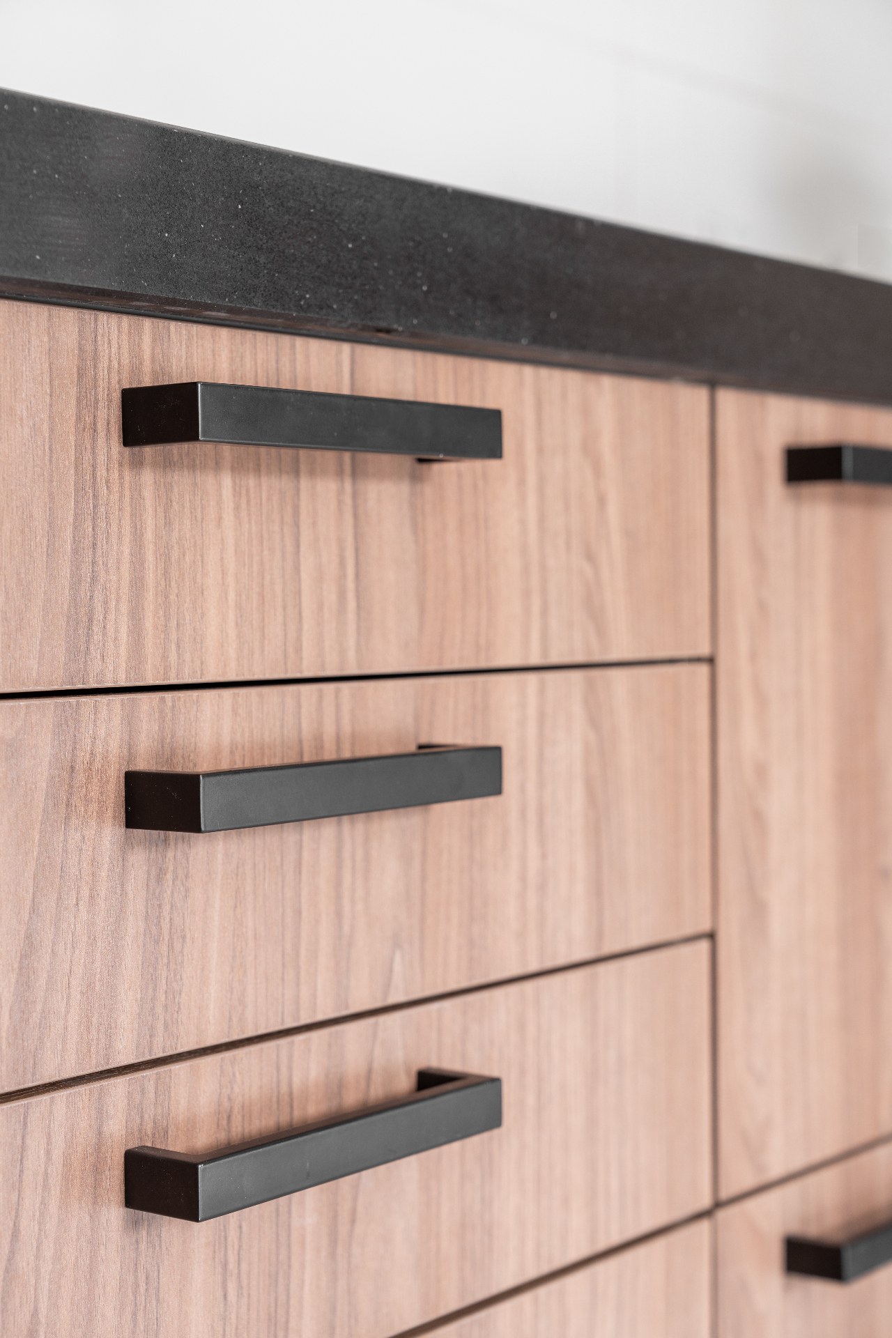 Industrieel - Hout fineer & composiet, beeld 3