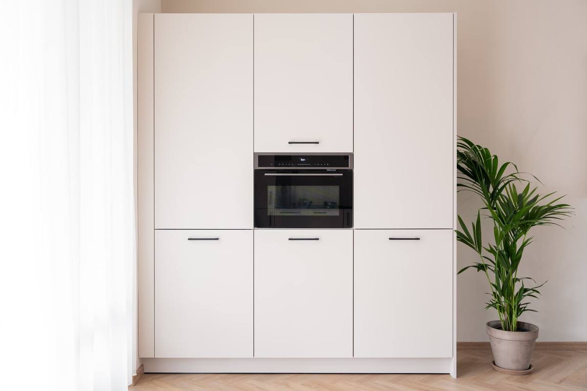 keuken renovatie - losse hoge kasten - Kasjmier — beeld 1