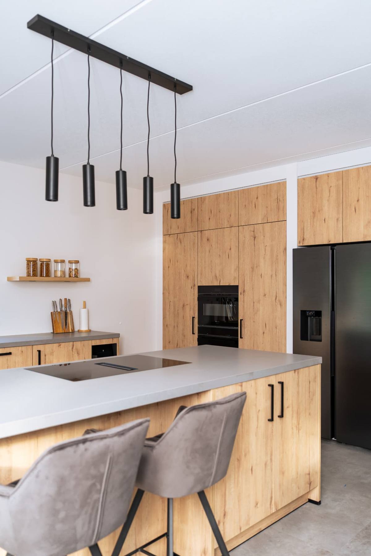 Wild eiken & Smoked concrete velvet - met wijnklimaatkast — beeld 3